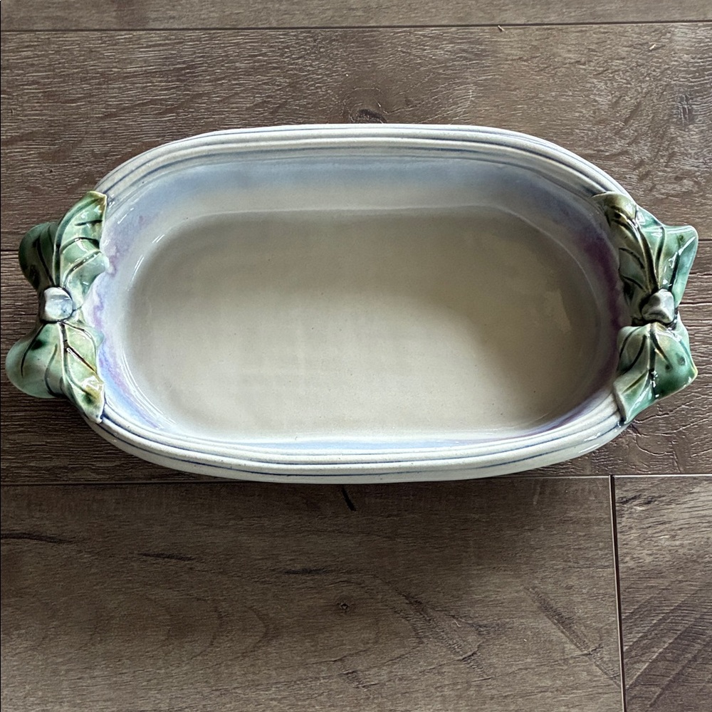 Carolyn Kieckhaefer Signed Oblong Baling/Serving Dish Accented With Cabbage